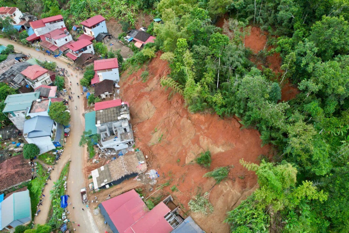 Thái Nguyên di dời khẩn cấp 5 hộ dân ra khỏi vùng sạt lở