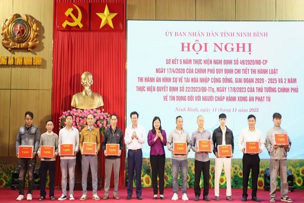 Ninh Bình tích cực, nhân văn trong hỗ trợ người tái hoà nhập cộng đồng Ninh Bình tích cực, nhân văn trong hỗ trợ người tái hoà nhập cộng đồng