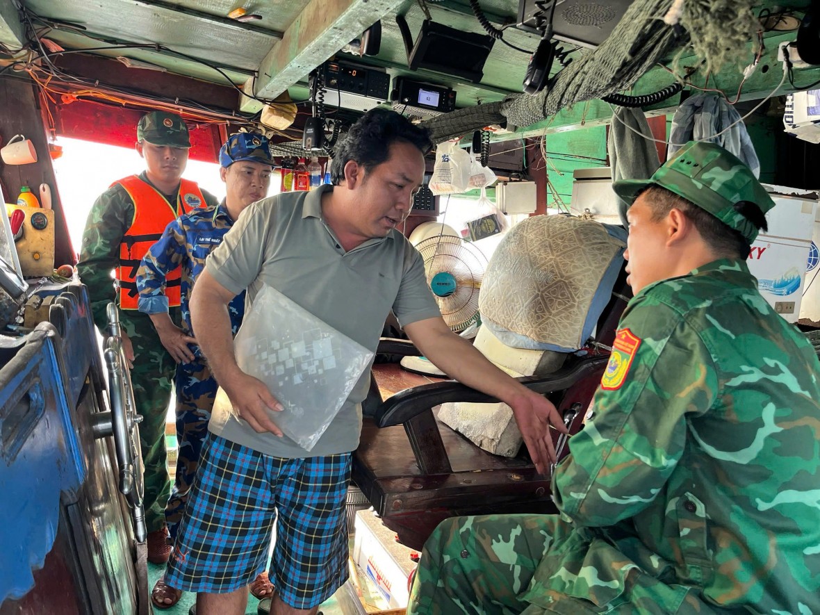 Phát hiện và xử lý 3 tàu cá vi phạm IUU trên vùng biển Cần Thơ