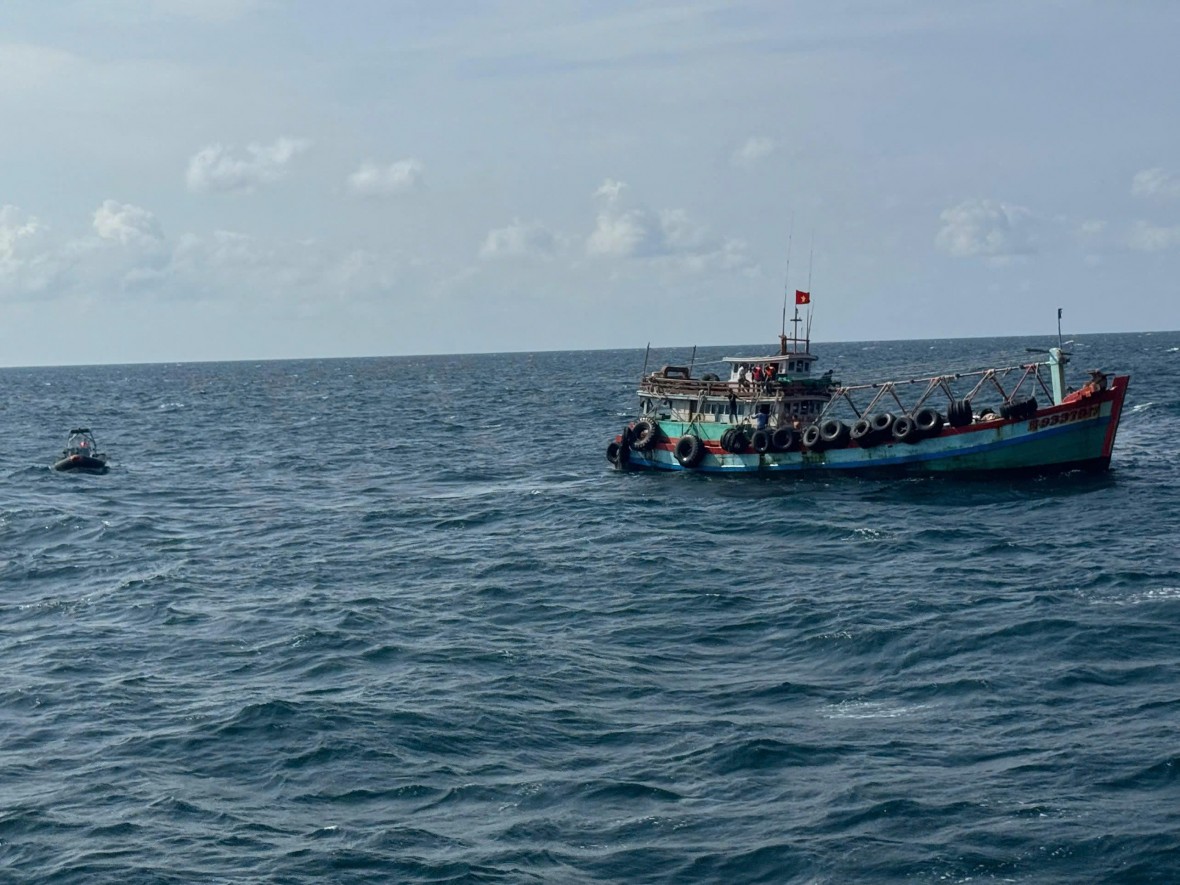 Phát hiện và xử lý 3 tàu cá vi phạm IUU trên vùng biển Cần Thơ