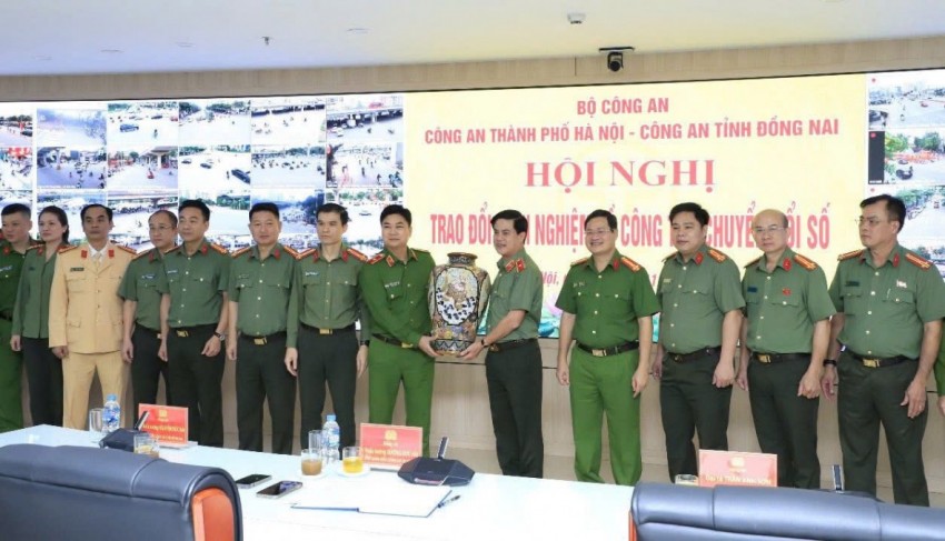 Công an tỉnh Đồng Nai khảo sát mô hình chuyển đổi số tại Công an TP Hà Nội