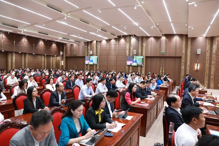 Xây dựng Thủ đô Hà Nội phát triển ngang tầm Thủ đô các nước phát triển trong khu vực