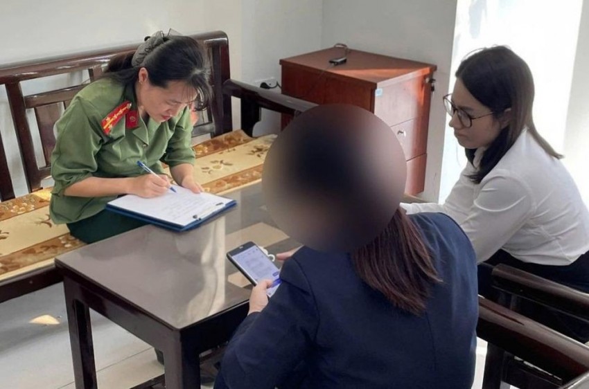 Kịp thời ngăn chặn một nạn nhân chuyển tiền cho đối tượng lừa đảo 250 triệu đồng Kịp thời ngăn chặn một nạn nhân chuyển tiền cho đối tượng lừa đảo 250 triệu đồng