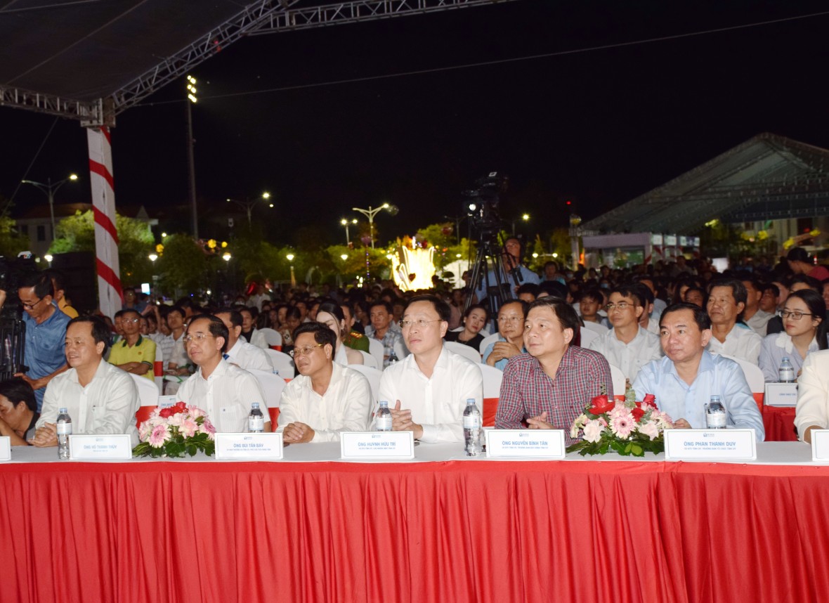 Hơn 6.000 vận động viên dự Giải Marathon Cà Mau – Cúp PetroVietnam