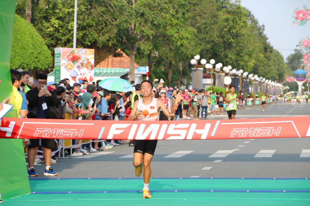 Hơn 6.000 vận động viên dự Giải Marathon Cà Mau – Cúp PetroVietnam