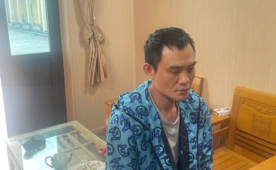 Đối tượng Hà Văn Quyết tại cơ quan Công an. (Ảnh: CABN)