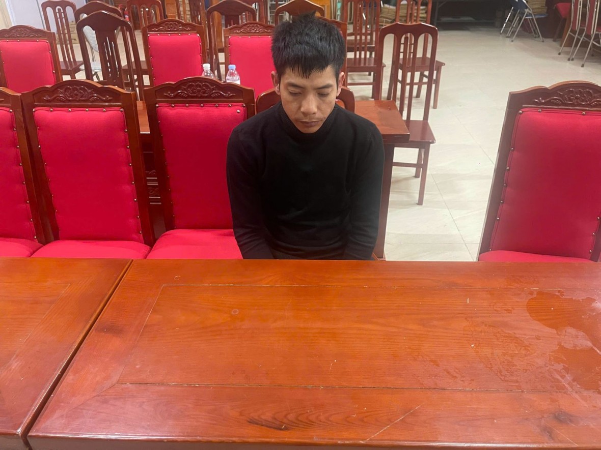 Đối tượng Nguyễn Văn Nam tại cơ quan Công an. (Ảnh: CABN)