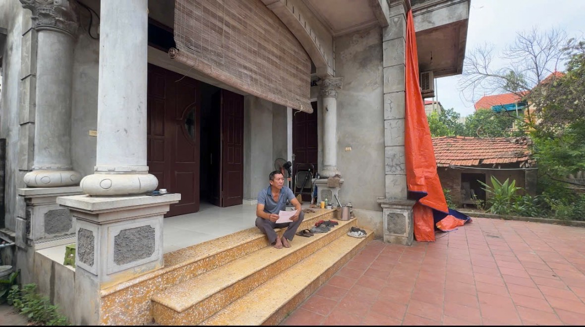 Năm 2023, gia đình ông Nguyễn Đức Chăm đã làm hồ sơ cấp GCNQSDĐ lần đầu, tuy nhiên đến nay vẫn chưa có kết quả.