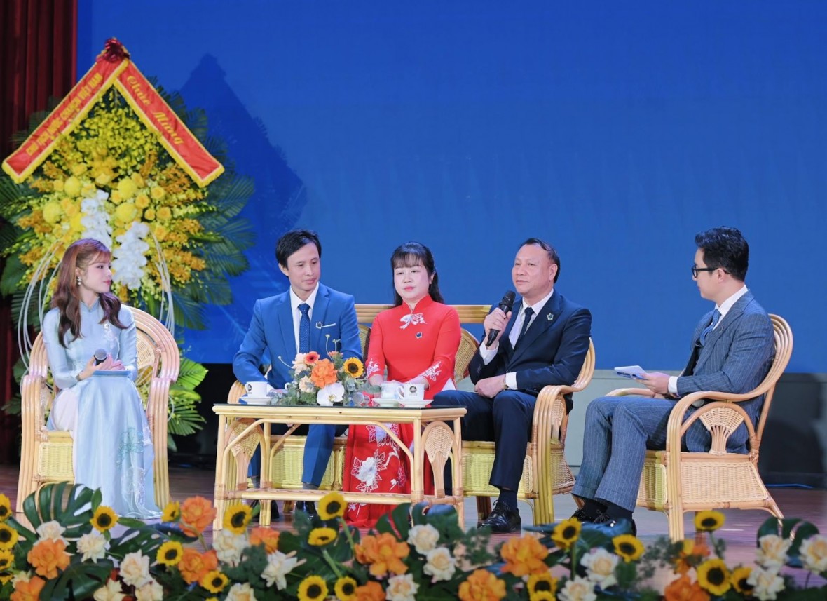 Thi đua là hành động cụ thể, khơi dậy khát vọng của mỗi nhà giáo