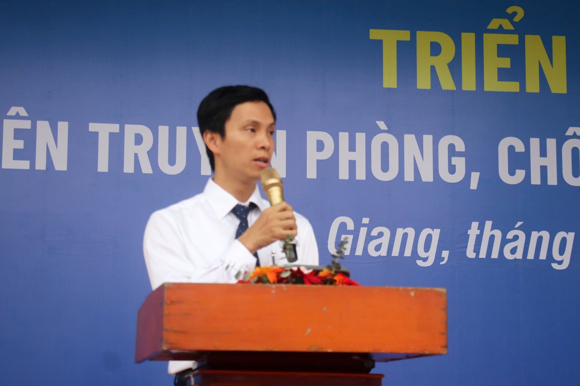 Khai mạc Triển lãm ảnh tuyên truyền phòng, chống rác thải nhựa năm 2025 Khai mạc Triển lãm ảnh tuyên truyền phòng, chống rác thải nhựa năm 2025