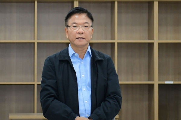 Phó Thủ tướng Lê Thành Long kiểm tra tiến độ 2 Dự án Bệnh viện Bạch Mai và Hữu nghị Việt Đức