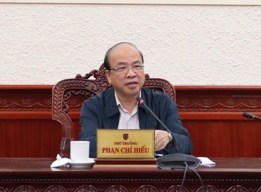 Đề xuất chuyển 8 loại giao dịch phải công chứng, chứng thực sang công chứng, chứng thực tự nguyện, theo yêu cầu Đề xuất chuyển 8 loại giao dịch phải công chứng, chứng thực sang công chứng, chứng thực tự nguyện, theo yêu cầu