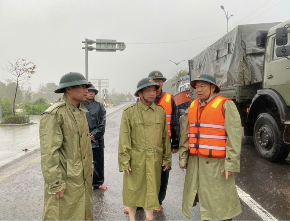 Công điện khẩn của tỉnh Gia Lai ứng phó mưa lũ, phong tỏa đèo An Khê
