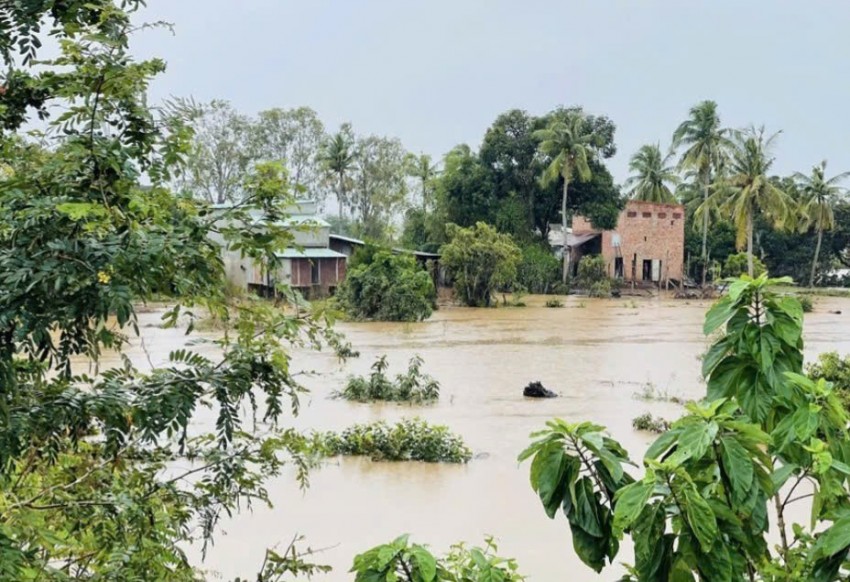 Thủ tướng yêu cầu tập trung ứng phó với lũ đặc biệt lớn trên sông Ba và sông Kôn
