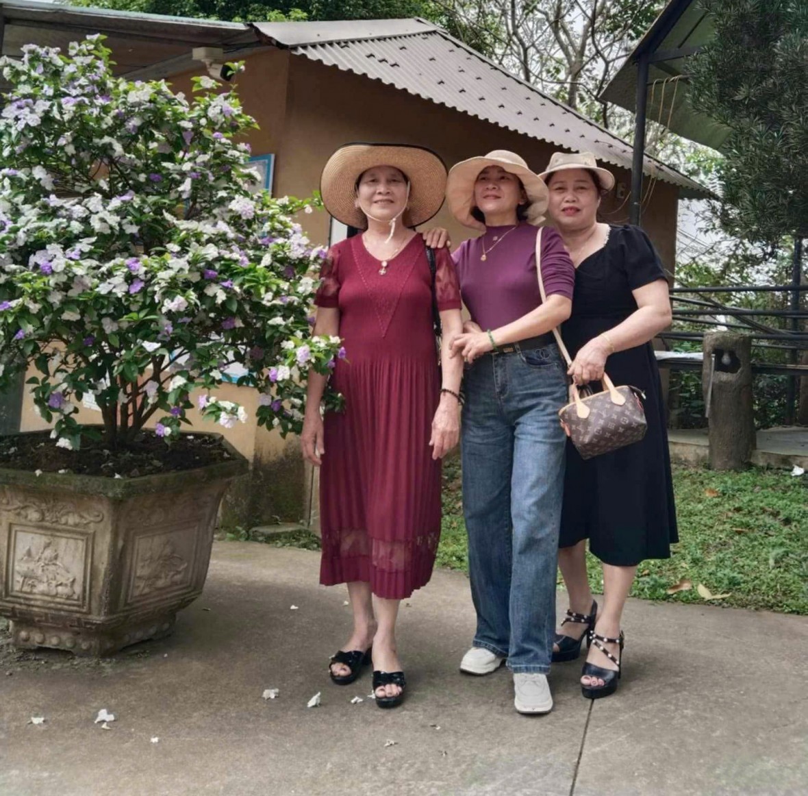 Mẹ tôi là cô giáo tuyệt vời nhất !