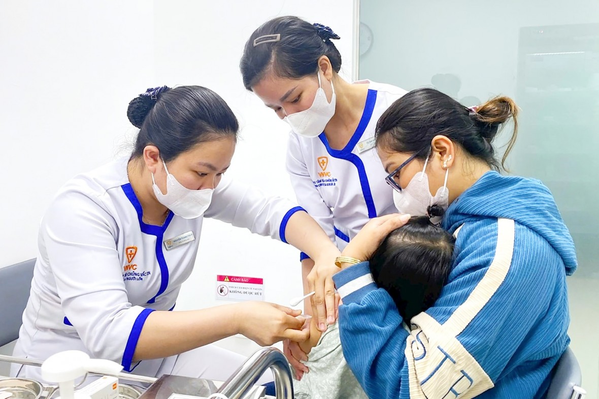 Hà Nôi khuyến cáo người dân chủ động phòng bệnh trong thời tiết giao mùa