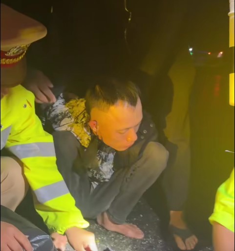 Nghi phạm bị bắt giữ.