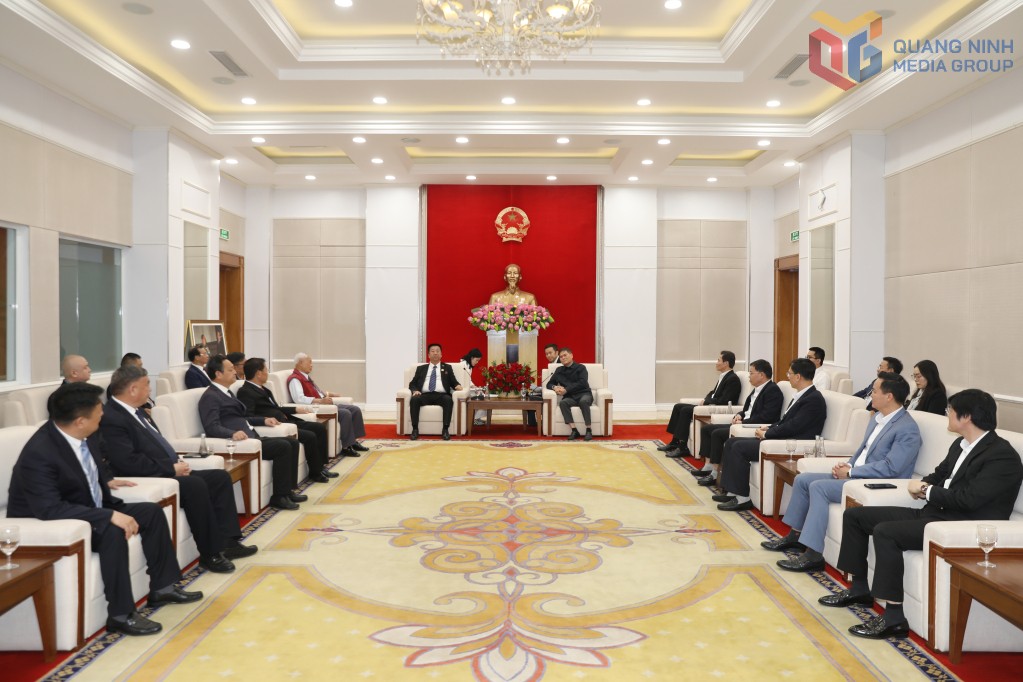 Quảng Ninh mở rộng cửa đón nhà đầu tư Trung Quốc chiến lược Quảng Ninh mở rộng cửa đón nhà đầu tư Trung Quốc chiến lược