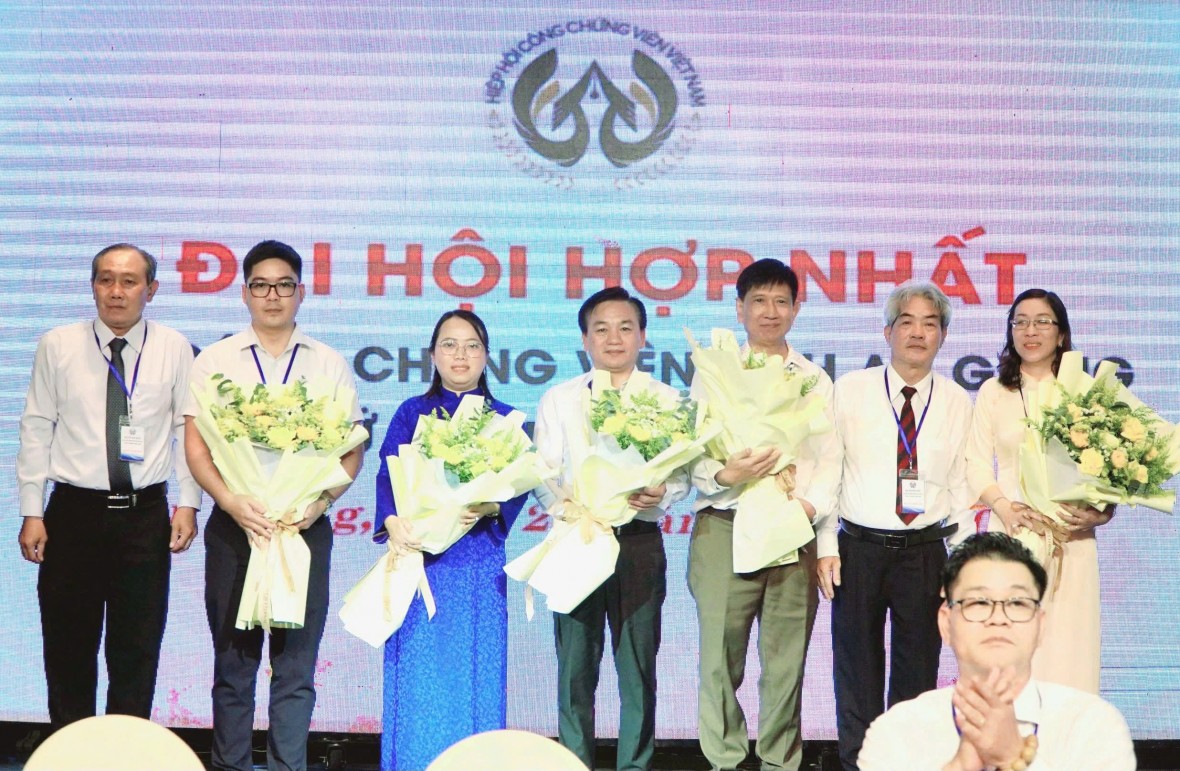 Ông Trần Văn Khái giữ chức Chủ tịch Hội Công chứng viên tỉnh An Giang lần thứ I, nhiệm kỳ 2025 - 2030