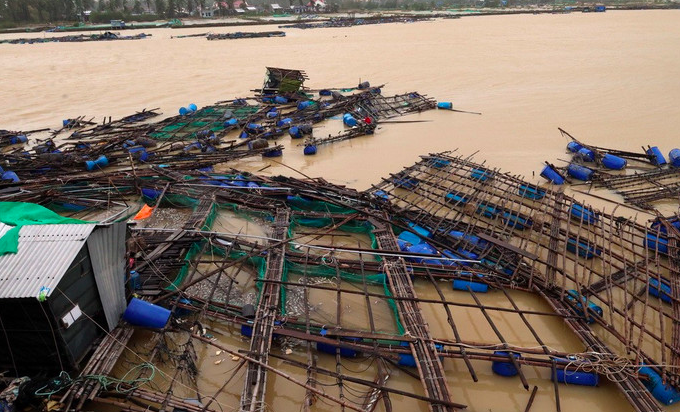 Giãn, hoãn nợ lãi suất ngân hàng đối với cá nhân, doanh nghiệp bị thiệt hại do mưa lũ