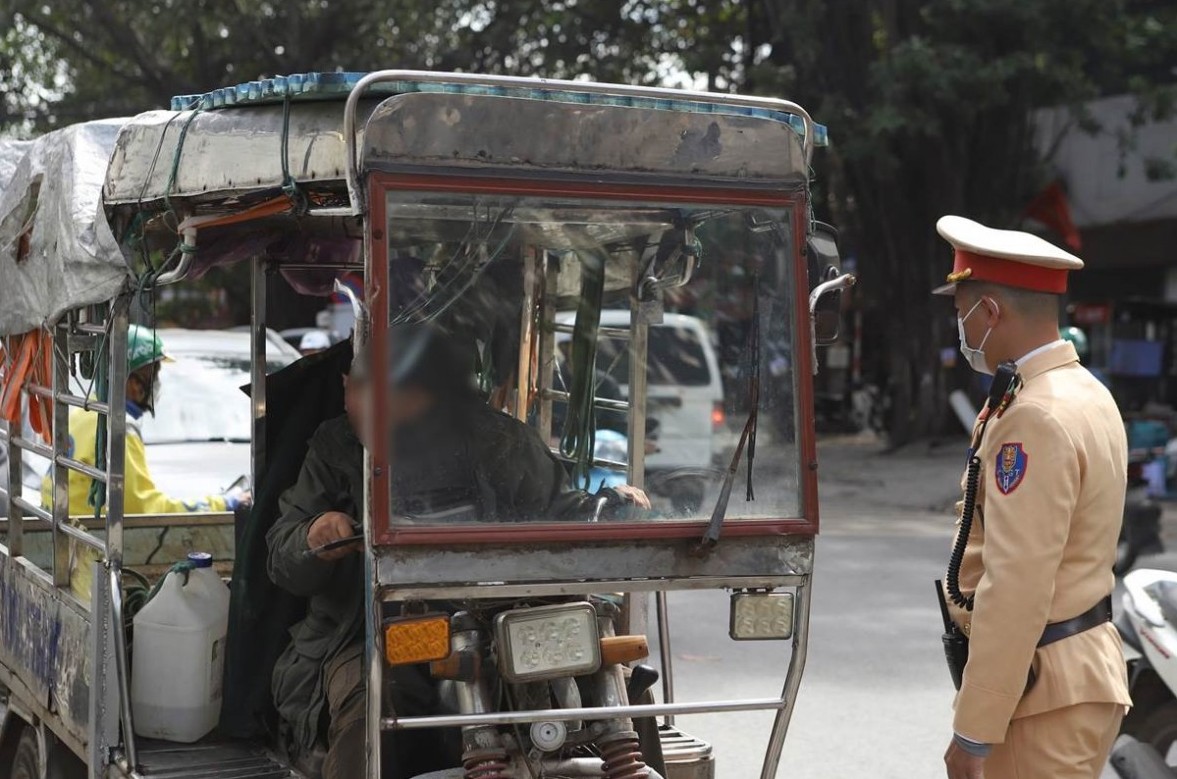Hà Nội “mạnh tay” xử lý xe ba bánh tự chế