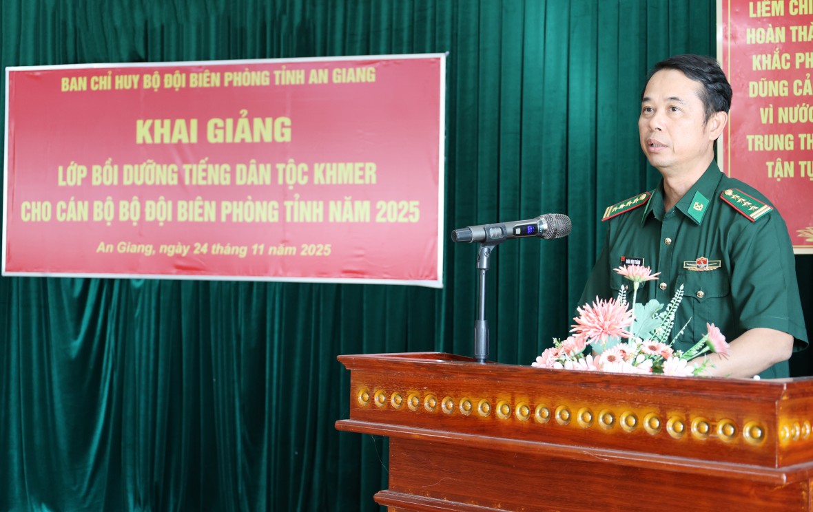 Khai giảng lớp bồi dưỡng tiếng dân tộc Khmer cho cán bộ Bộ đội Biên phòng tỉnh An Giang Khai giảng lớp bồi dưỡng tiếng dân tộc Khmer cho cán bộ Bộ đội Biên phòng tỉnh An Giang