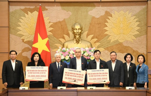 Hà Nội trao 30 tỷ đồng hỗ trợ 3 tỉnh Đắk Lắk, Lâm Đồng, Khánh Hòa