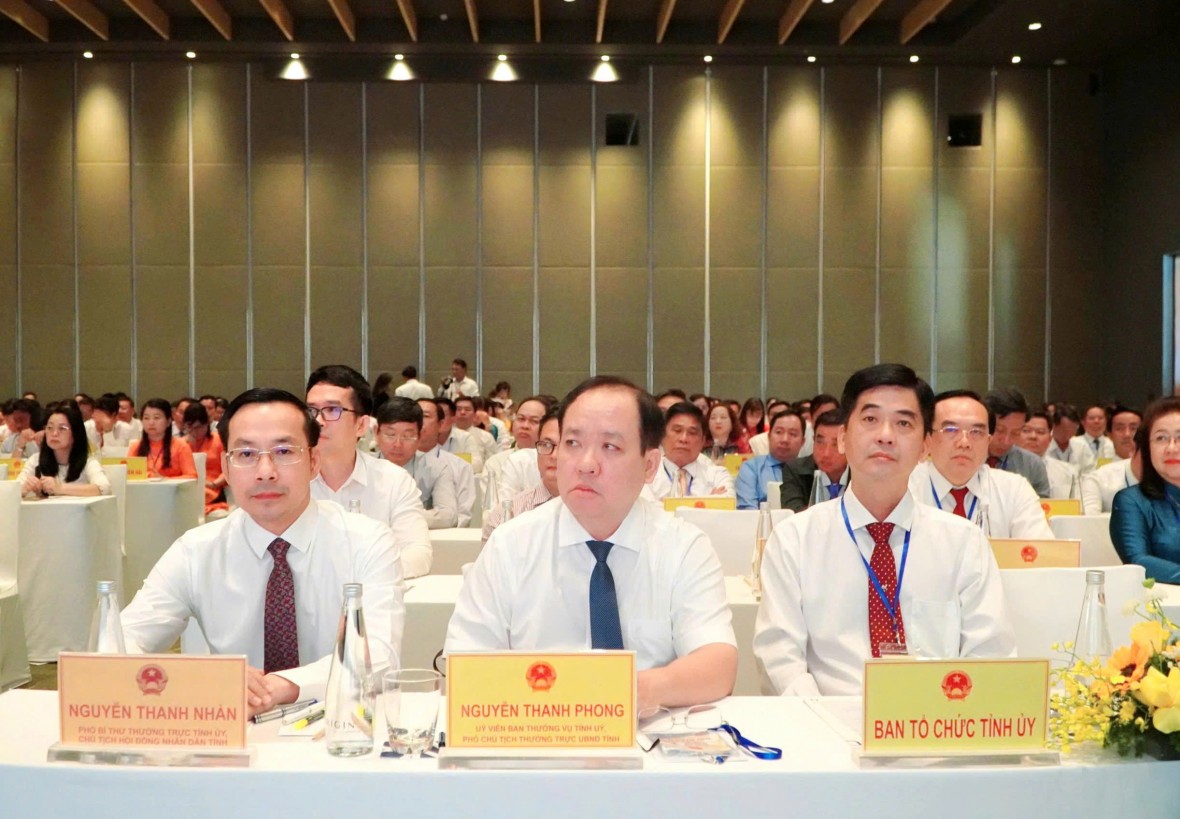 HĐND 2 cấp tỉnh An Giang khẳng định bản lĩnh vượt khó, quyết tâm xây dựng nghị trường minh bạch, thông minh HĐND 2 cấp tỉnh An Giang khẳng định bản lĩnh vượt khó, quyết tâm xây dựng nghị trường minh bạch, thông minh