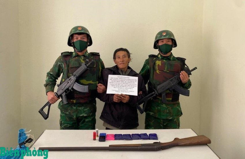 ối tượng Nênh Sồng cùng tang vật bị BĐBP tỉnh Sơn La bắt giữ.