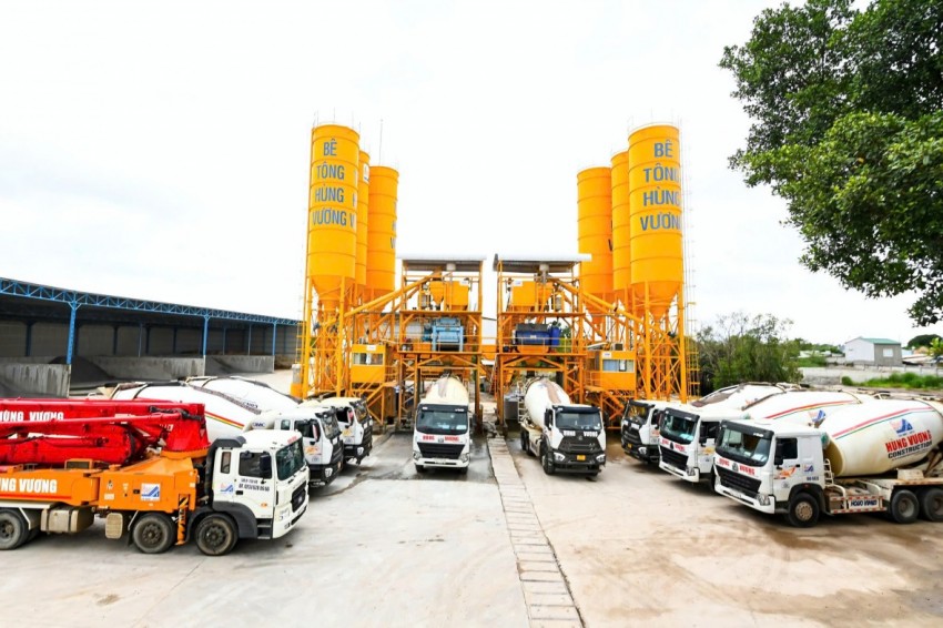 Nhà máy Bê tông Đúc sẵn Hùng Vương, thuộc Tổng Công ty TNHH Xây dựng công trình Hùng Vương, đặt tại Khu công nghiệp Thạnh Phú, tỉnh Đồng Nai.