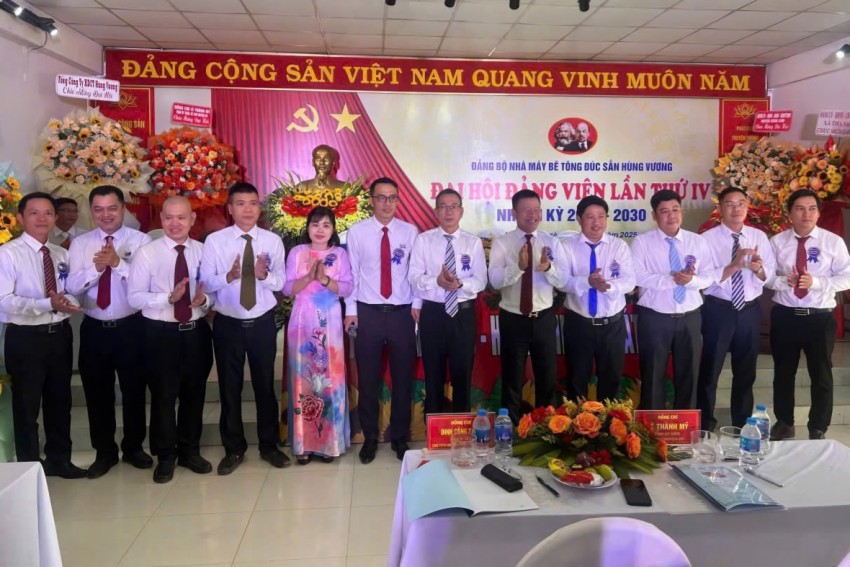 Ban chấp hành Đảng bộ Nhà máy BTĐS Hùng Vương nhiệm kỳ 2025-2030.
