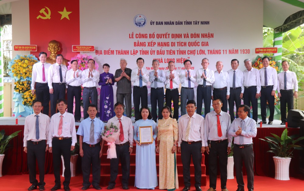 Tây Ninh đón nhận Bằng xếp hạng Di tích quốc gia Nhà Long Hiệp