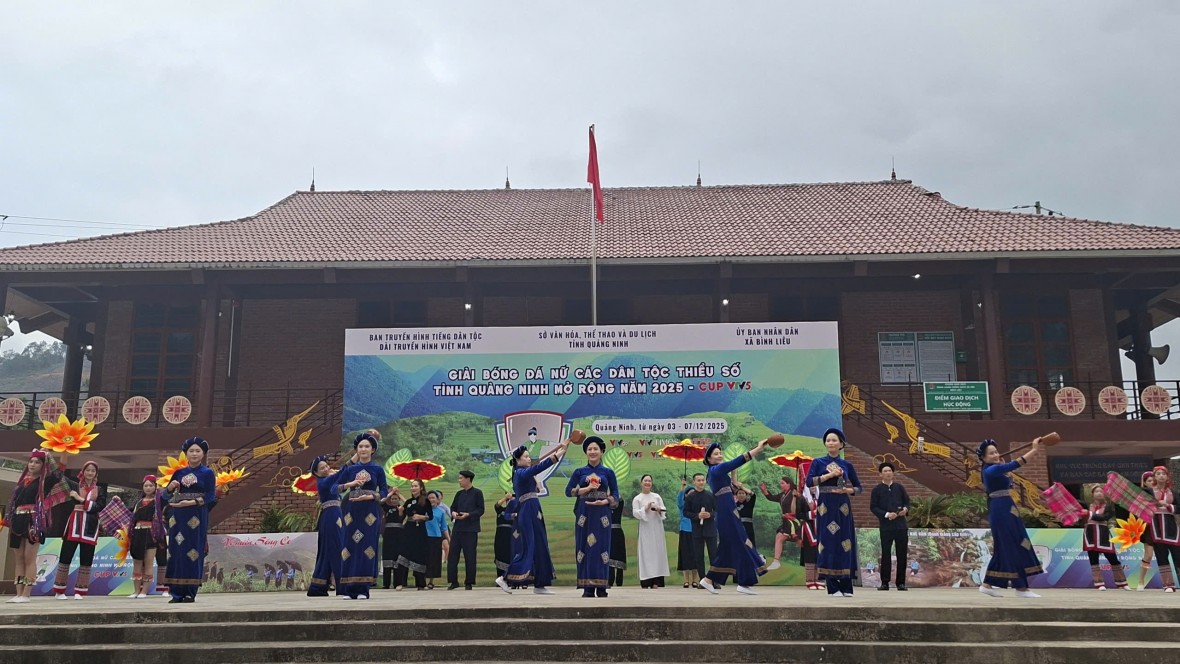 Quảng Ninh sôi động ngày hội bóng đá nữ các dân tộc tại Bình Liêu