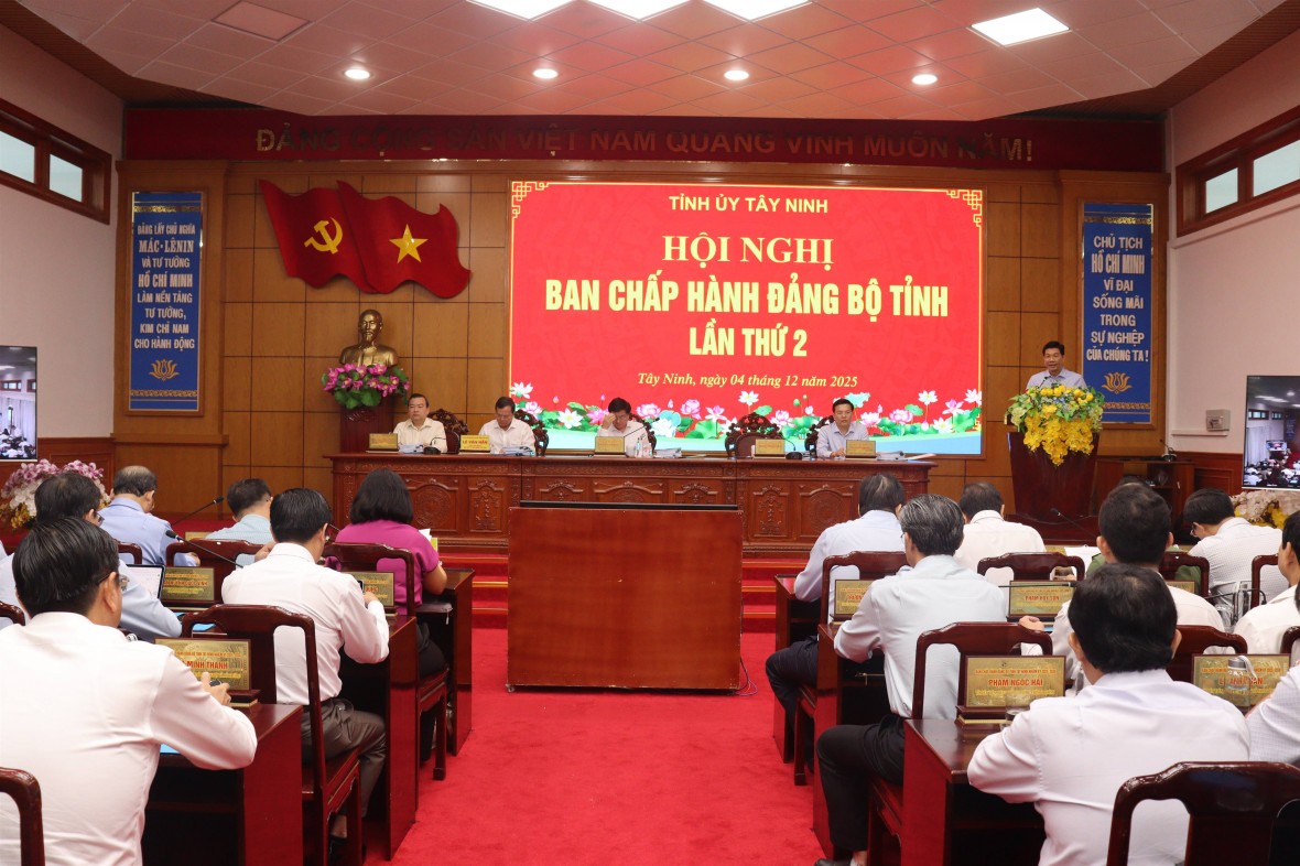 Hội nghị Ban Chấp hành Đảng bộ tỉnh Tây Ninh lần thứ 2: Phấn đấu thực hiện nhiều kết quả quan trọng Hội nghị Ban Chấp hành Đảng bộ tỉnh Tây Ninh lần thứ 2: Phấn đấu thực hiện nhiều kết quả quan trọng