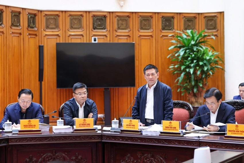 Thủ tướng: Chống sạt lở, ngập úng, hạn hán, xâm nhập mặn ở ĐBSCL cần có giải pháp 