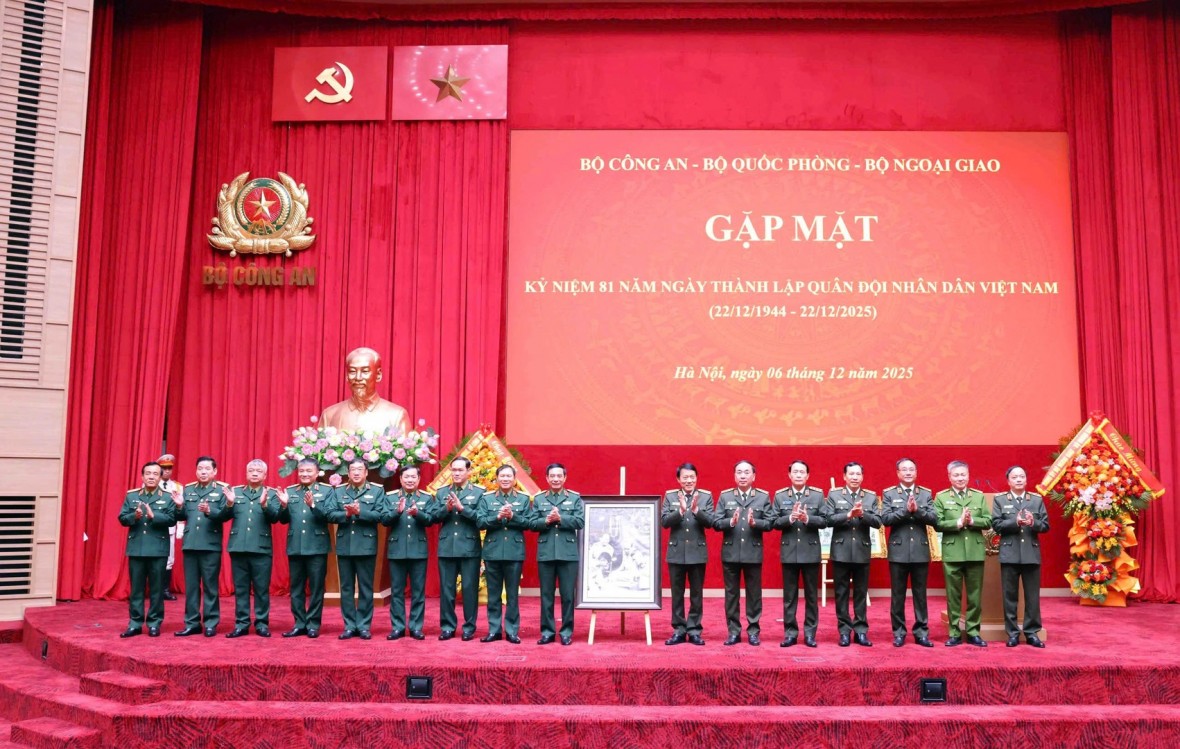 Lễ ký Quy chế phối hợp giữa Bộ Công an, Bộ Quốc phòng và Bộ Ngoại giao.