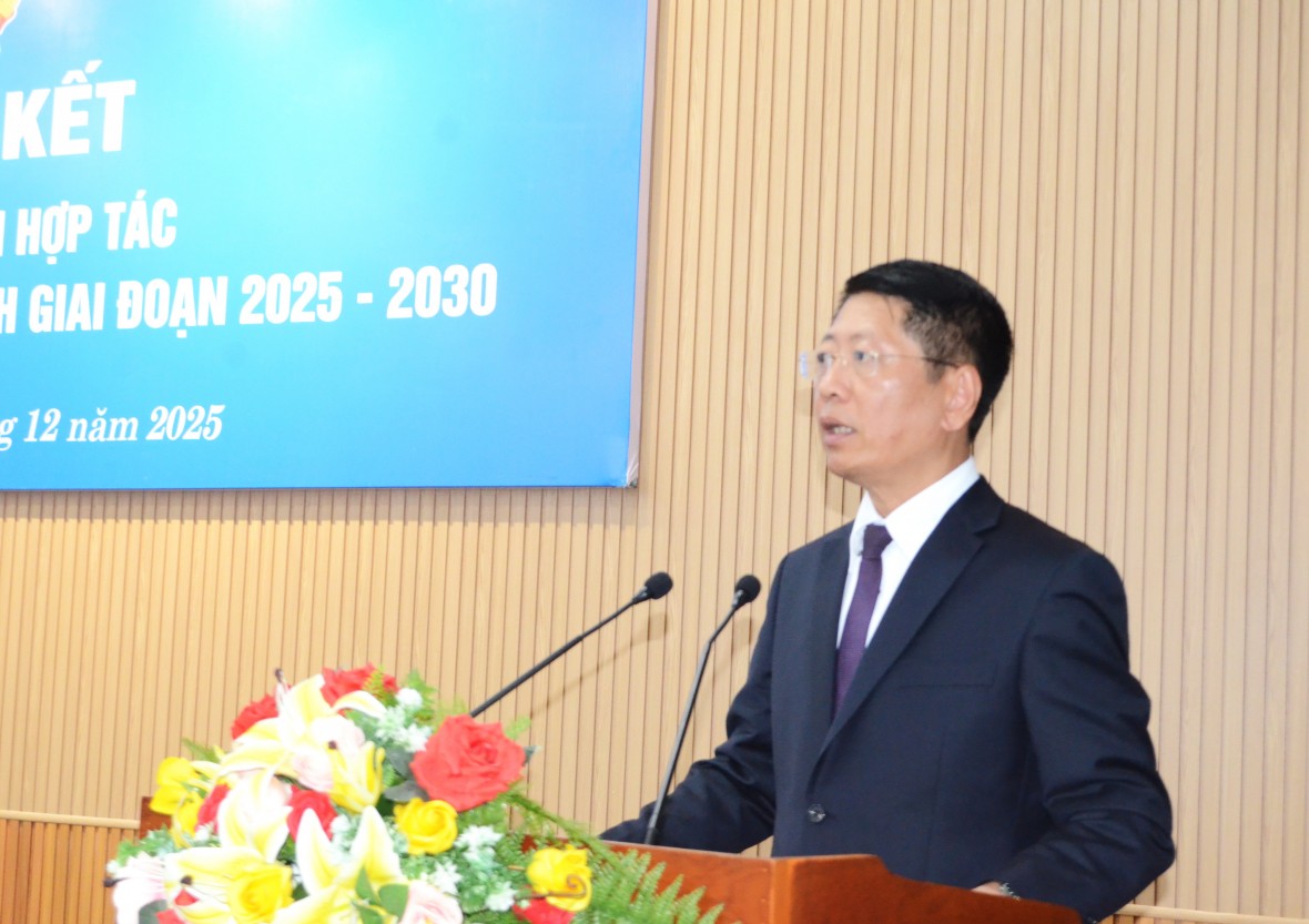 Ninh Bình hỗ trợ 20 tỷ đồng xây dựng, nâng cấp Trường Tiểu học ở vùng biển Cà Mau Ninh Bình hỗ trợ 20 tỷ đồng xây dựng, nâng cấp Trường Tiểu học ở vùng biển Cà Mau