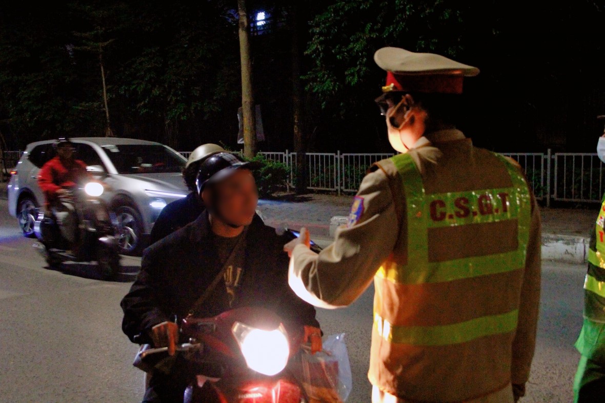 Hà Nội xử lý 129 trường hợp vi phạm nồng độ cồn, phạt gần 750 triệu đồng