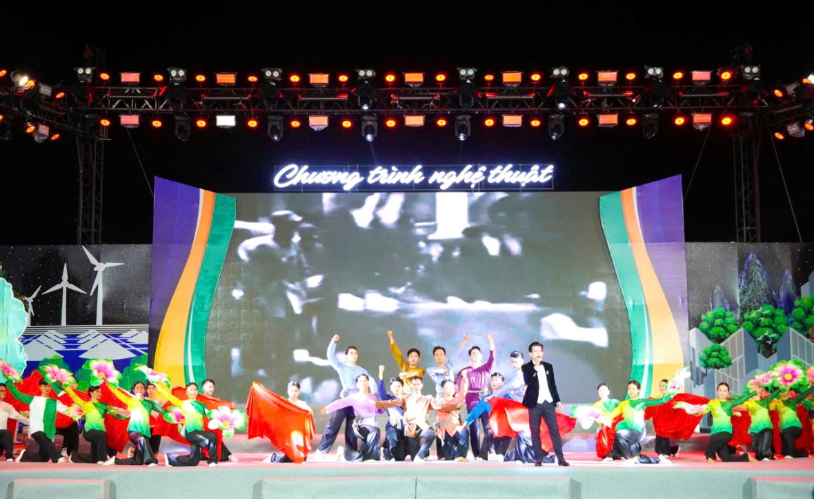 Cà Mau: Tưng bừng kỷ niệm 85 năm Khởi nghĩa Hòn Khoai và 65 năm kết nghĩa Ninh Bình