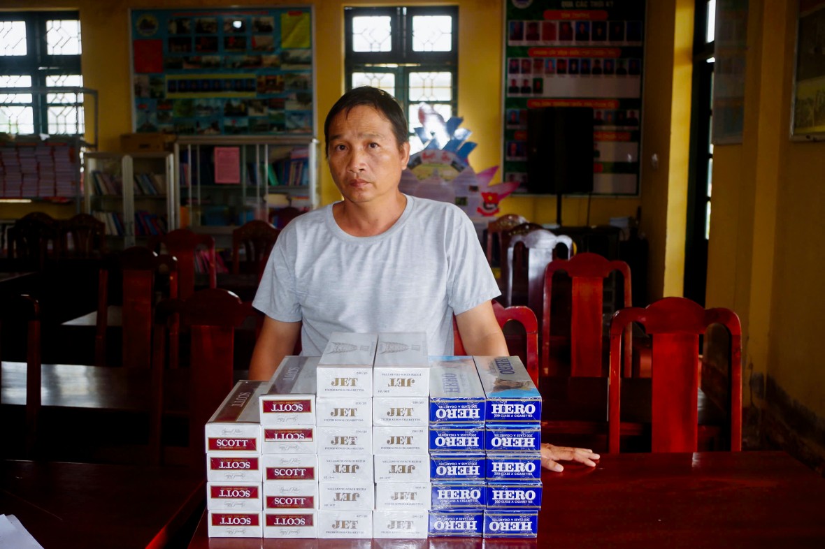 Cần Thơ: Chủ tiệm tạp hoá tàng trữ, mua bán thuốc lá điếu nhập lậu Cần Thơ: Chủ tiệm tạp hoá tàng trữ, mua bán thuốc lá điếu nhập lậu