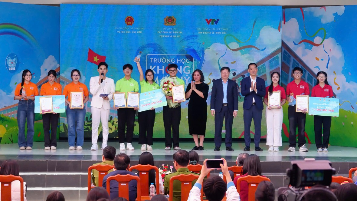 Gala chương trình 'Trường học không ma túy' Mùa 3 năm 2025: Hành trình xuyên Việt rực rỡ