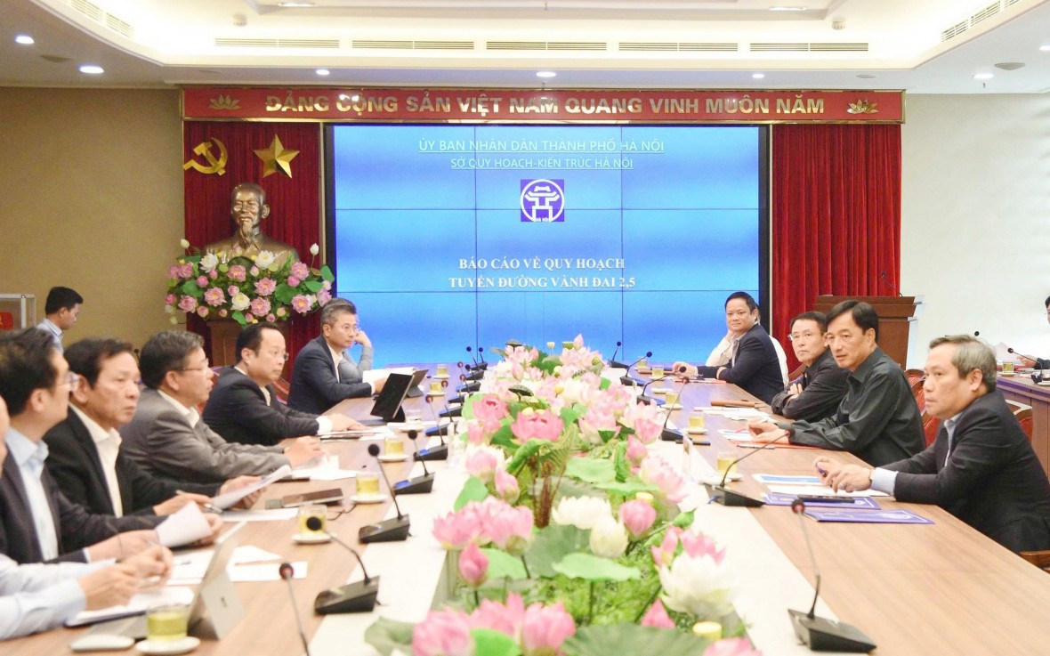 Hà Nội vận dụng tối đa các cơ chế, chính sách tháo gỡ vướng mắc dự án đường Vành đai 2.5