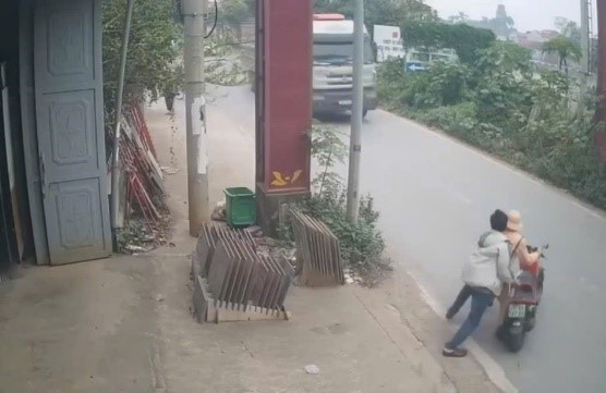 Hình ảnh ghi lại sự việc Hình ảnh ghi lại sự việc