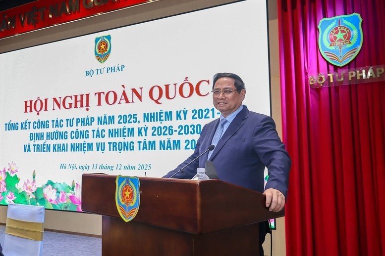 Thủ tướng nêu 6 dấu ấn nổi bật của ngành Tư pháp trong nhiệm kỳ