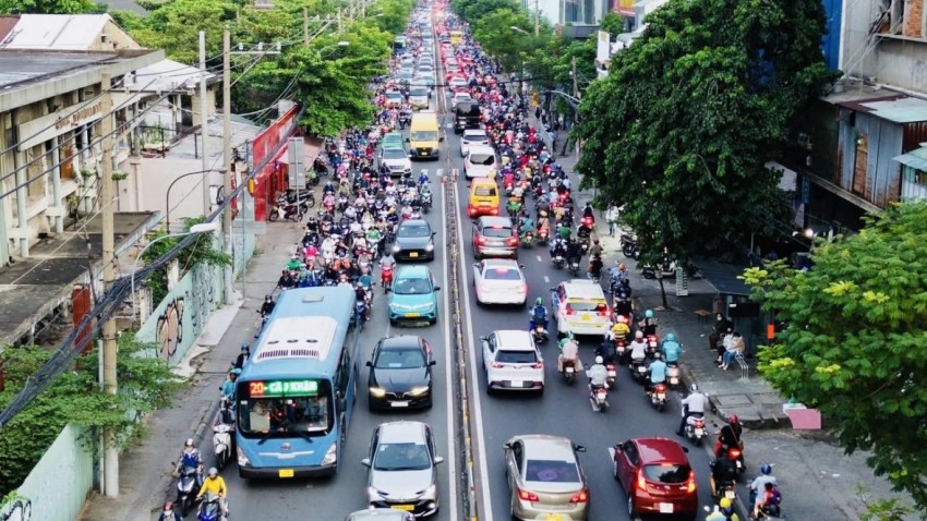 TP HCM thống nhất đầu tư mở rộng đường Nguyễn Tất Thành gần 3.000 tỷ đồng TP HCM thống nhất đầu tư mở rộng đường Nguyễn Tất Thành gần 3.000 tỷ đồng