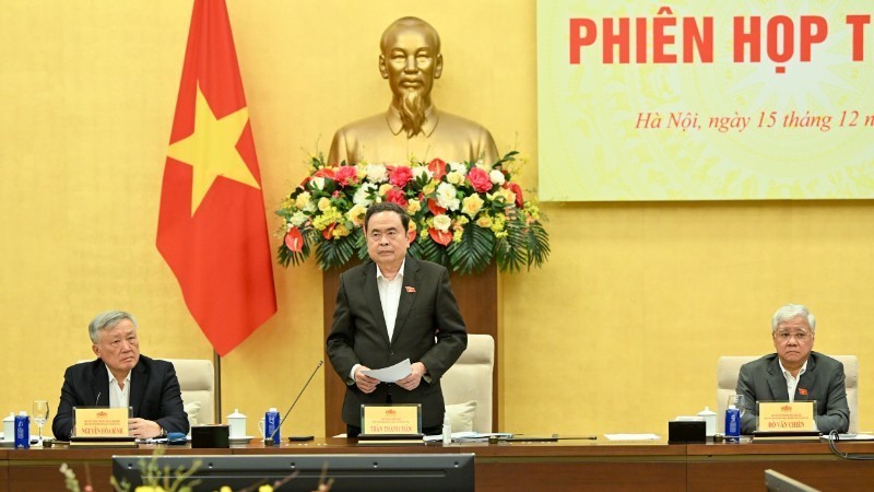 Thay mặt Hội đồng bầu cử Quốc gia, Chủ tịch Quốc hội Trần Thanh Mẫn, Chủ tịch Hội đồng bầu cử Quốc gia vừa ký ban hành Nghị quyết số 151/NQ-HĐBCQG về việc công bố danh sách chính thức những người ứng cử đại biểu Quốc hội khóa XVI. Thay mặt Hội đồng bầu cử Quốc gia, Chủ tịch Quốc hội Trần Thanh Mẫn, Chủ tịch Hội đồng bầu cử Quốc gia vừa ký ban hành Nghị quyết số 151/NQ-HĐBCQG về việc công bố danh sách chính thức những người ứng cử đại biểu Quốc hội khóa XVI.