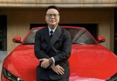 Mr Hunter Lê Khắc Ngọ bị dẫn độ về Việt Nam