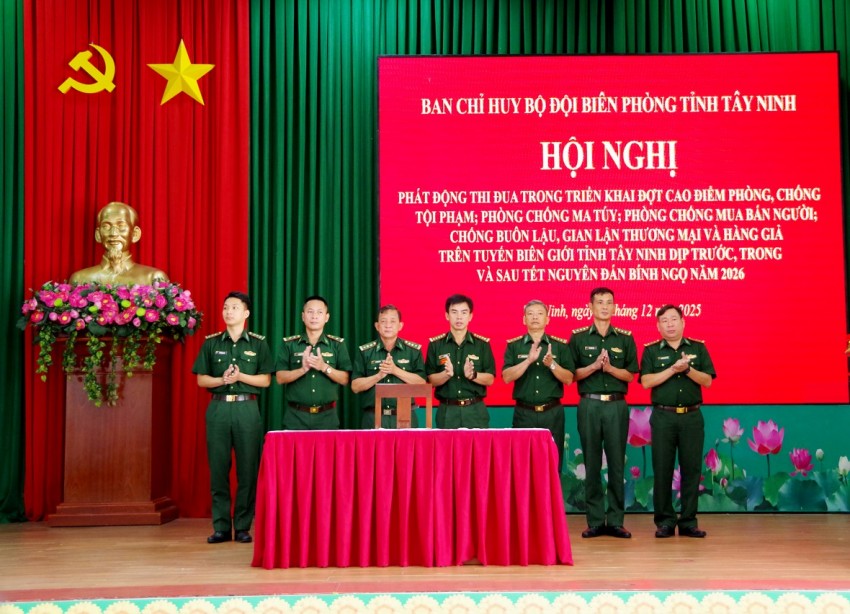 BĐBP Tây Ninh mở đợt cao điểm phòng chống các loại tội phạm dịp Tết Nguyên đán 2026 BĐBP Tây Ninh mở đợt cao điểm phòng chống các loại tội phạm dịp Tết Nguyên đán 2026