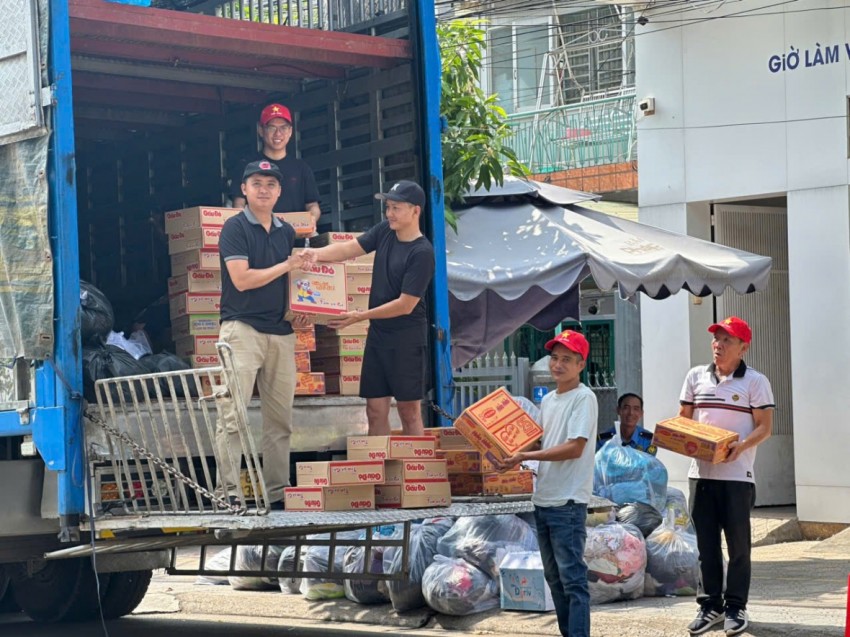 Chuyến đi nghĩa tình từ Đồng Nai hướng về miền Trung ruột thịt