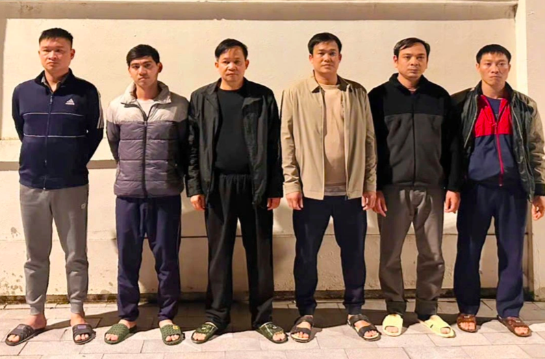 Bắt tạm giam 2 lãnh đạo Cảng vụ Hàng hải Thanh Hóa và nhiều thuộc cấp Bắt tạm giam 2 lãnh đạo Cảng vụ Hàng hải Thanh Hóa và nhiều thuộc cấp